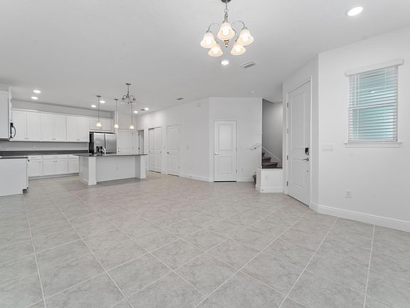 3rd image of 3858 Knotty Pine St