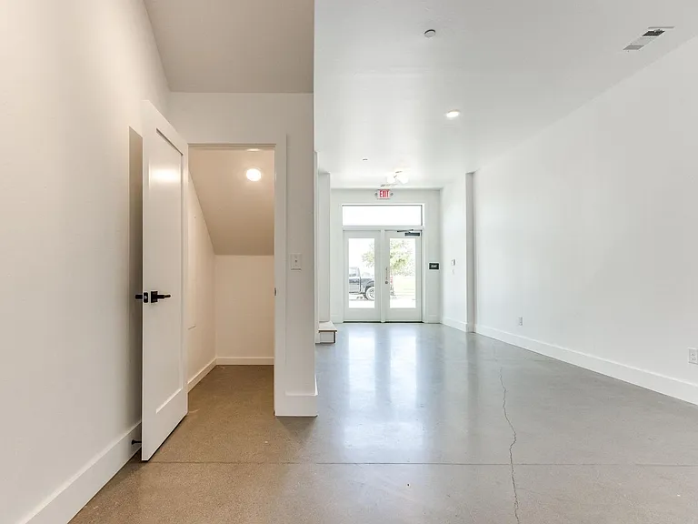 1705 Wheeler St — Photo 6