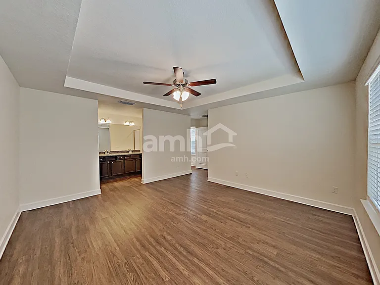 8559 Highfield Ave — Photo 9