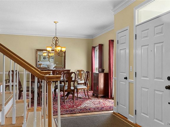 3rd image of 8716 Waverly Dr