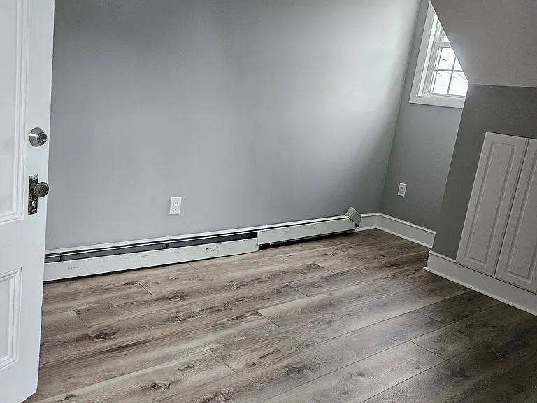 14 Hillside St #9 — Photo 7
