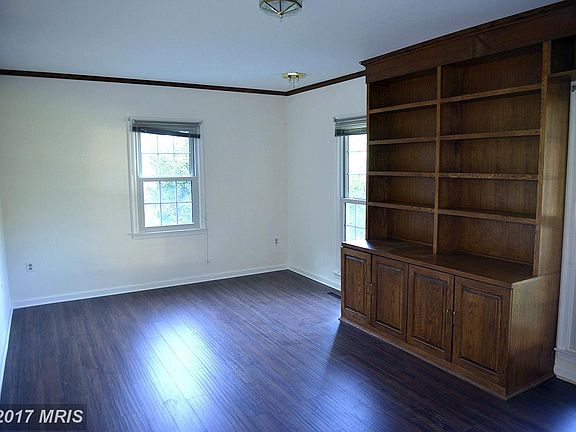 5th image of 4071 Westwind Dr