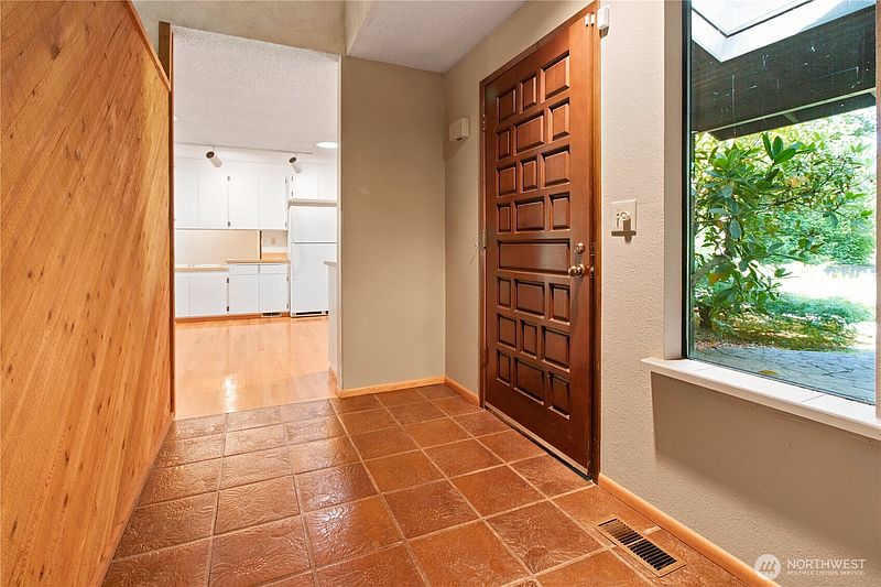 5th image of 39045 258th Avenue SE