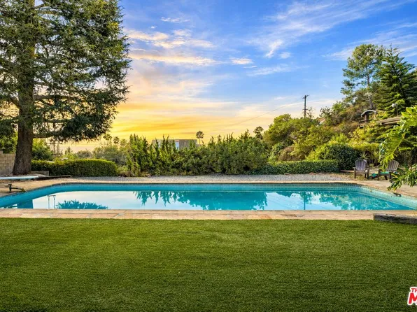 7230 Outpost Cove Dr, Los Angeles, CA 90068