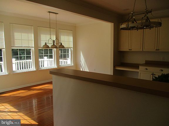 4th image of 112 Persimmon Pl