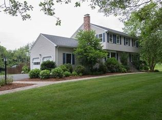 642 Fiske St, Holliston, MA 01746