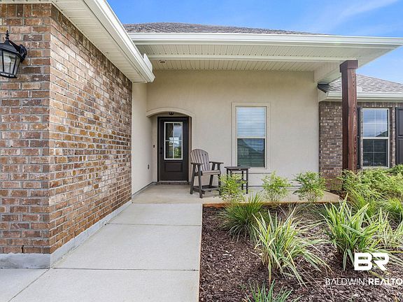 3rd image of 9855 Chipper Ln