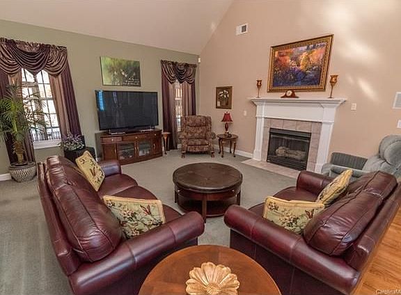 5th image of 5820 Sugarcane Ct