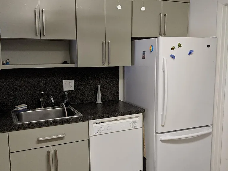 211 NE 8th Ave #209 — Photo 4