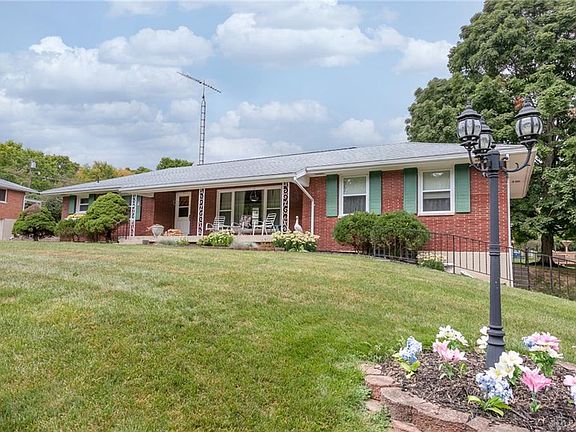 2nd image of 7491 Greenbank Ct