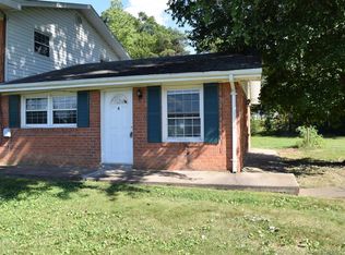 7397 Rogues Rd APT 4, Nokesville, VA 20181