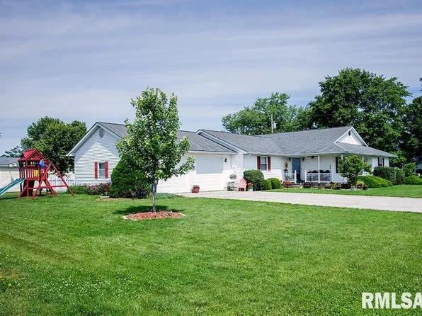 401 Gehle St, Saint Peter, IL 62880