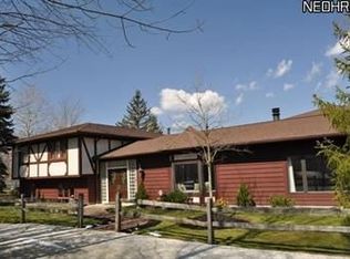 9656 Taylor May Rd, Chagrin Falls, OH 44023