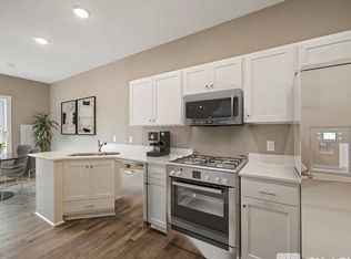 577 19th Pl SE, Cambridge, MN 55008