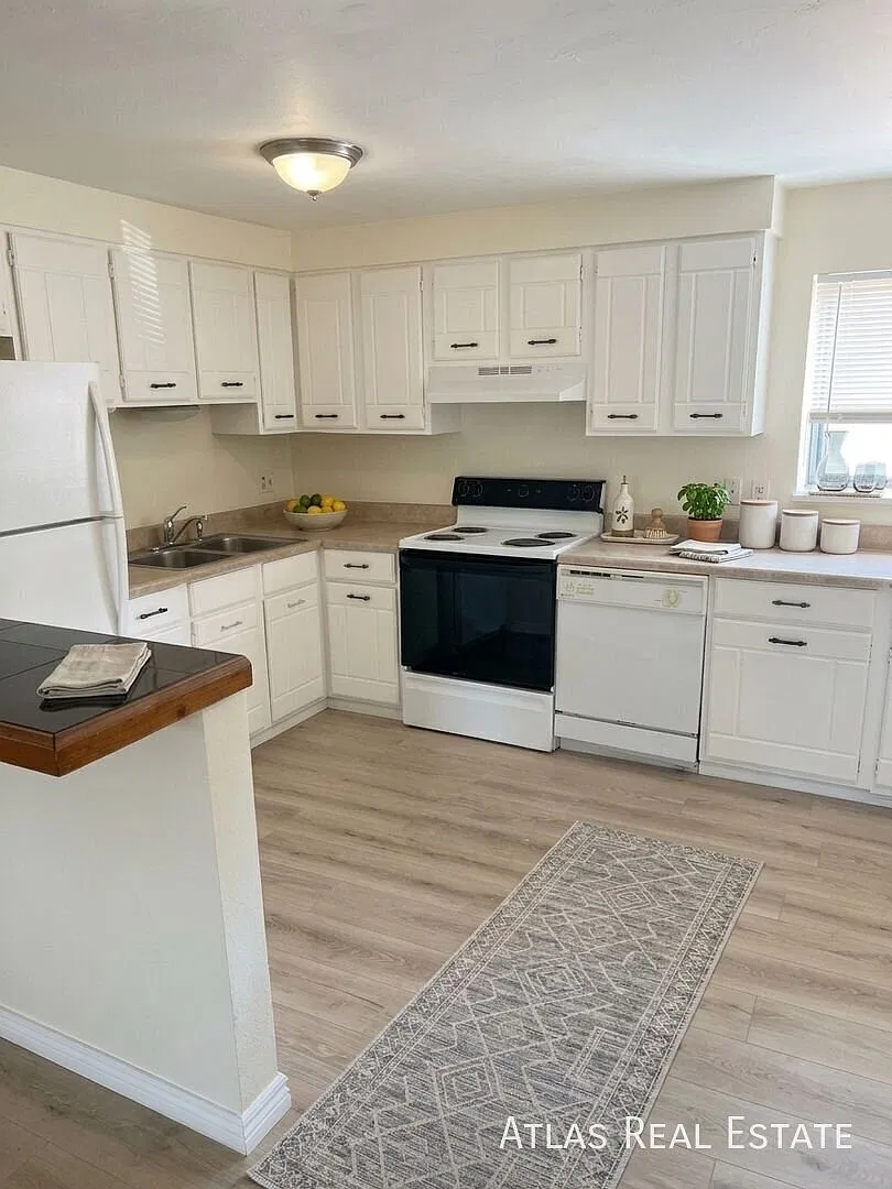Unwrap Your New Home Before Christmas! — Photo 2