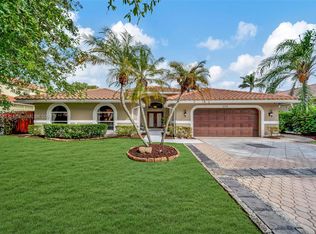 5789 NW 48th Ct, Coral Springs, FL 33067