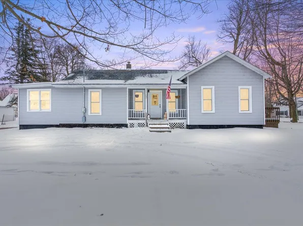 121 W Francis St, Nashville, MI 49073