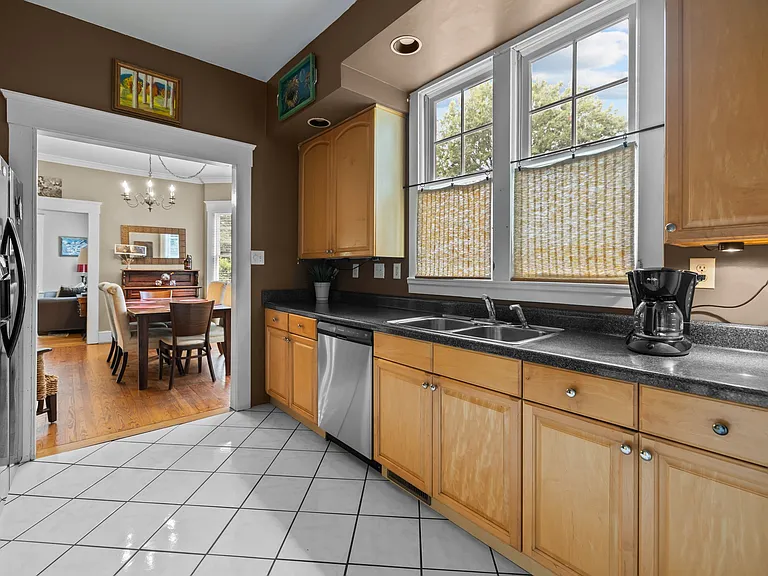 1415 Hamorton Pl — Photo 8