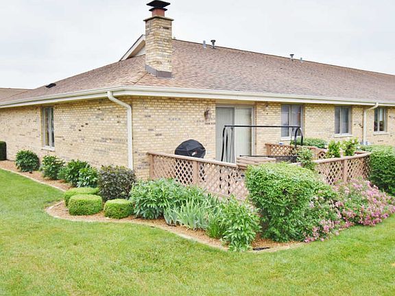 4th image of 893 Winter Park Dr