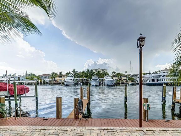 200 Feet of dock with Ocean Access, No Fixed Bridges