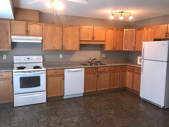 4th image of 2310 29a Ave NW