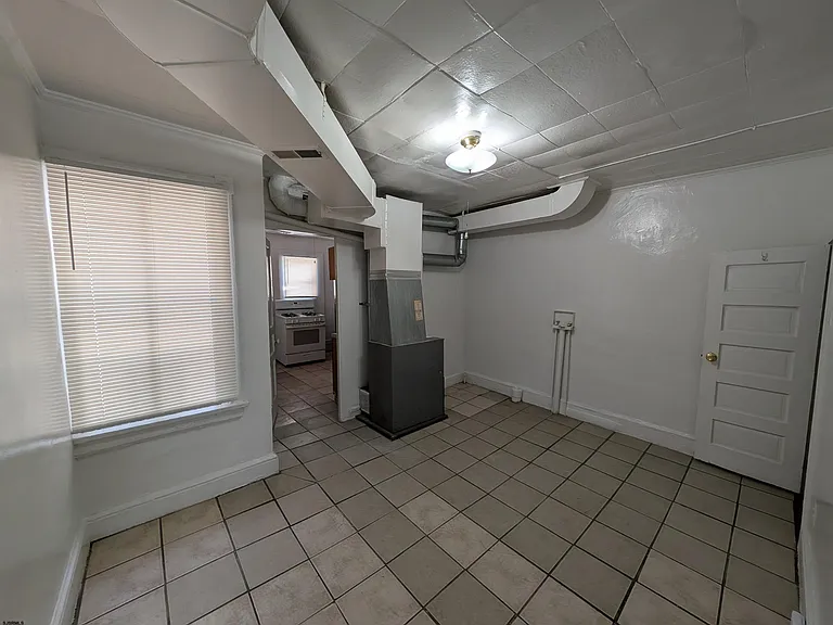 349 N Ocean Ave — Photo 5