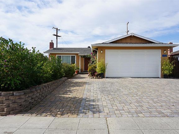 2nd image of 3415 Mount McKinley Dr