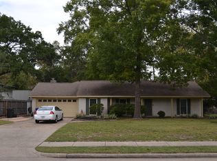 8702 Westview Dr, Houston, TX 77055