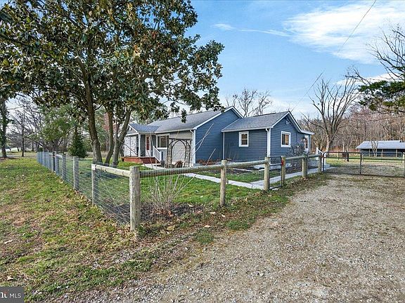 4th image of 2505 W Denneys Rd