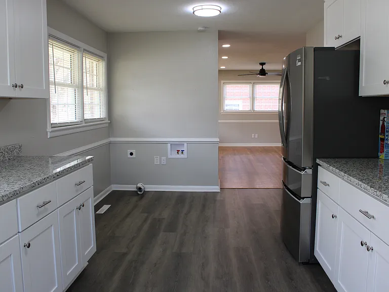 22 Glendale Rd — Photo 6