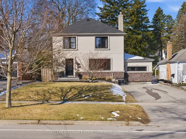 748 Mary St N, Oshawa, ON L1G 5G3