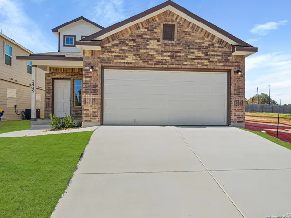5429 Shasta Pl, St Hedwig, TX 78152