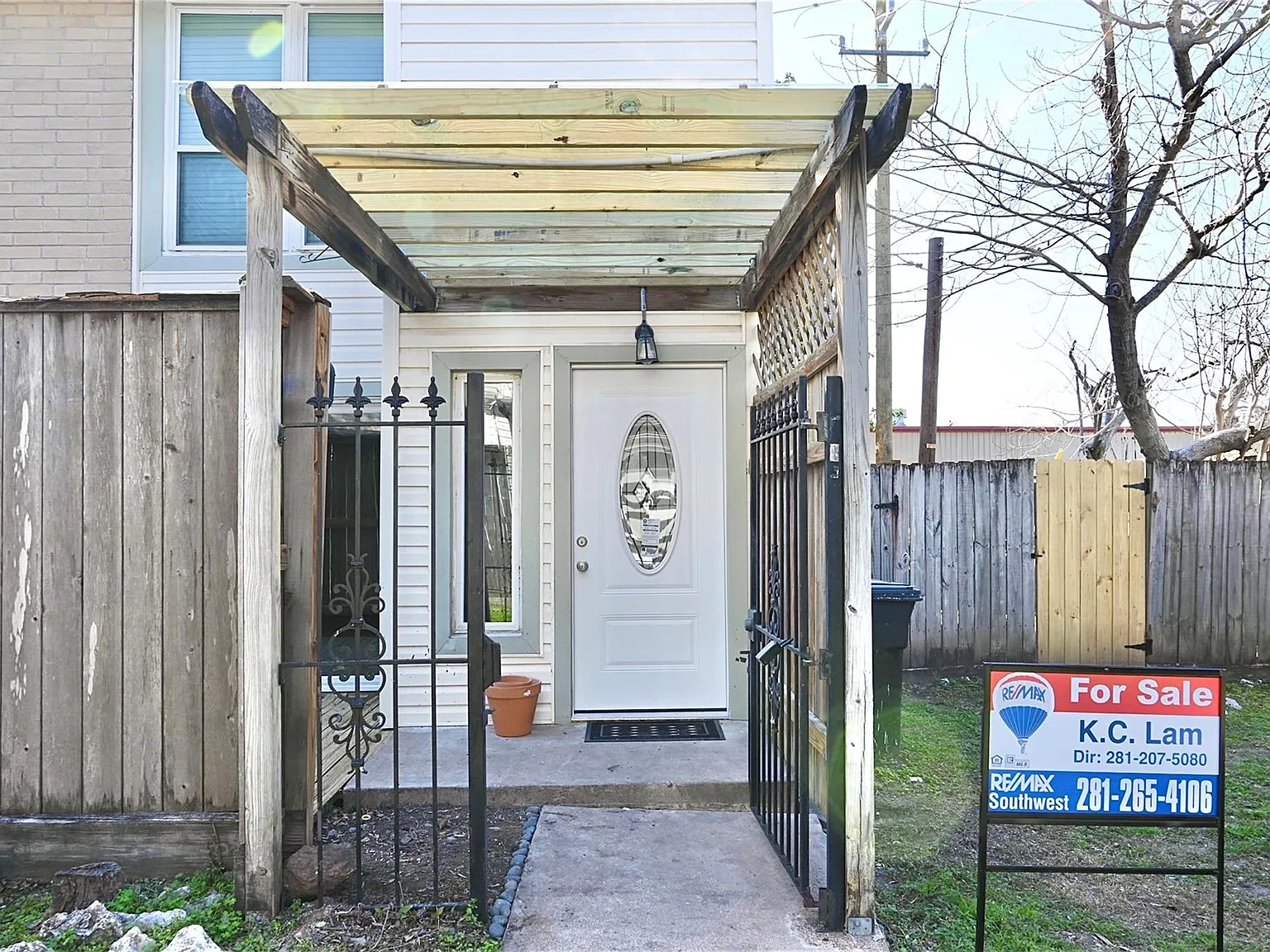 2 bed, 2.5 bath, 1381 sqft, $1,500 — Photo 3