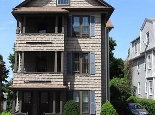 3 Hillside St, Worcester, MA 01610