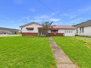 109 E Monroe St, Paden City, WV 26159