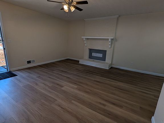 4th image of 4955 Mountain Springs Way #55