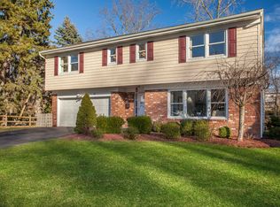 19 Loewen Ct, Rye, NY 10580