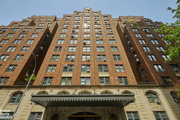 Sold by Brown Harris Stevens | media 27