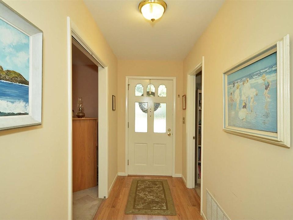 2nd image of 1217 Barcia Dr