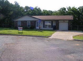 1123 E 17th St, Chandler, OK 74834