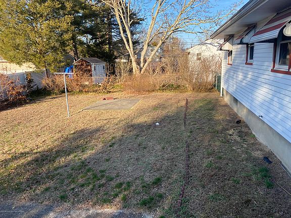 5th image of 516 Beachwood Blvd