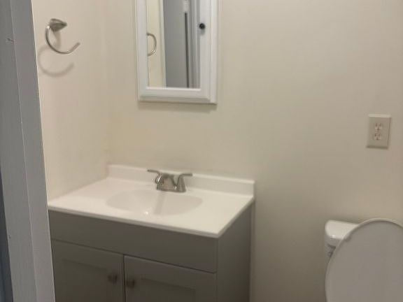 5th image of 2878 Riverview Rd