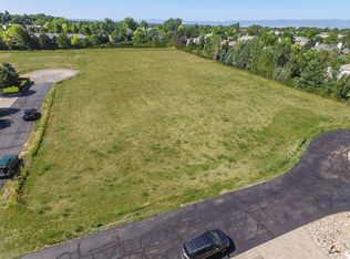 8 Wildrose Trl, Englewood, CO 80113