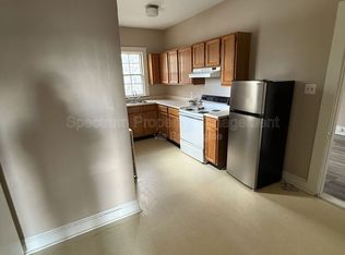 40 Pleasant St #4, Waterville, ME 04901