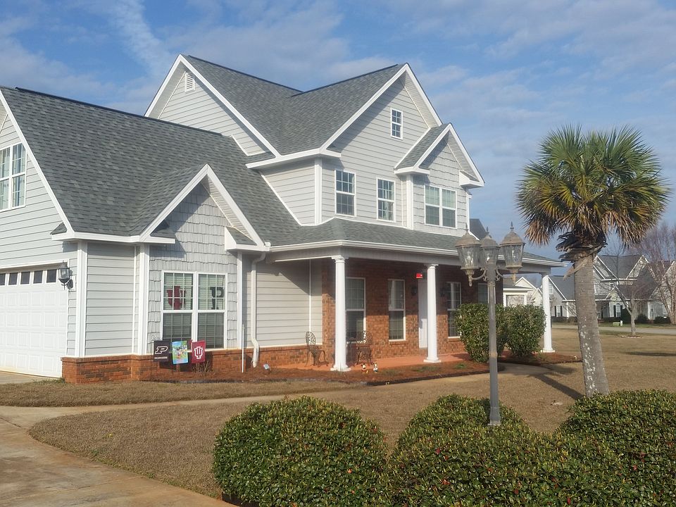 1st image of 210 Lovorn Cir
