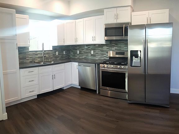 2nd image of 6039 Craner Ave #101
