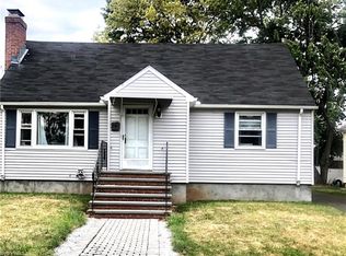 130 Tredeau St, Hartford, CT 06114