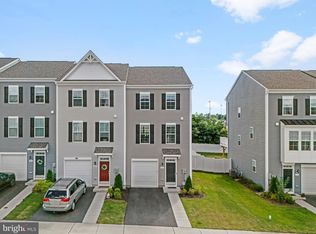 93 Union Ridge Dr, Charles Town, WV 25414