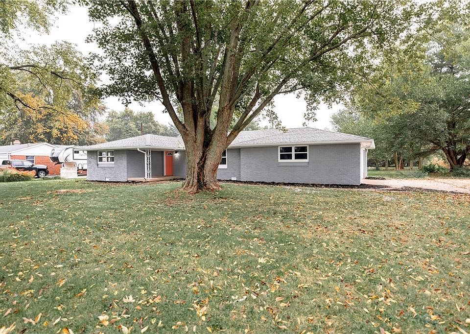 1st image of 8779 N Vernon Ln