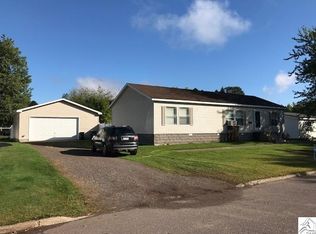 1305 Sahlman Ave, Cloquet, MN 55720